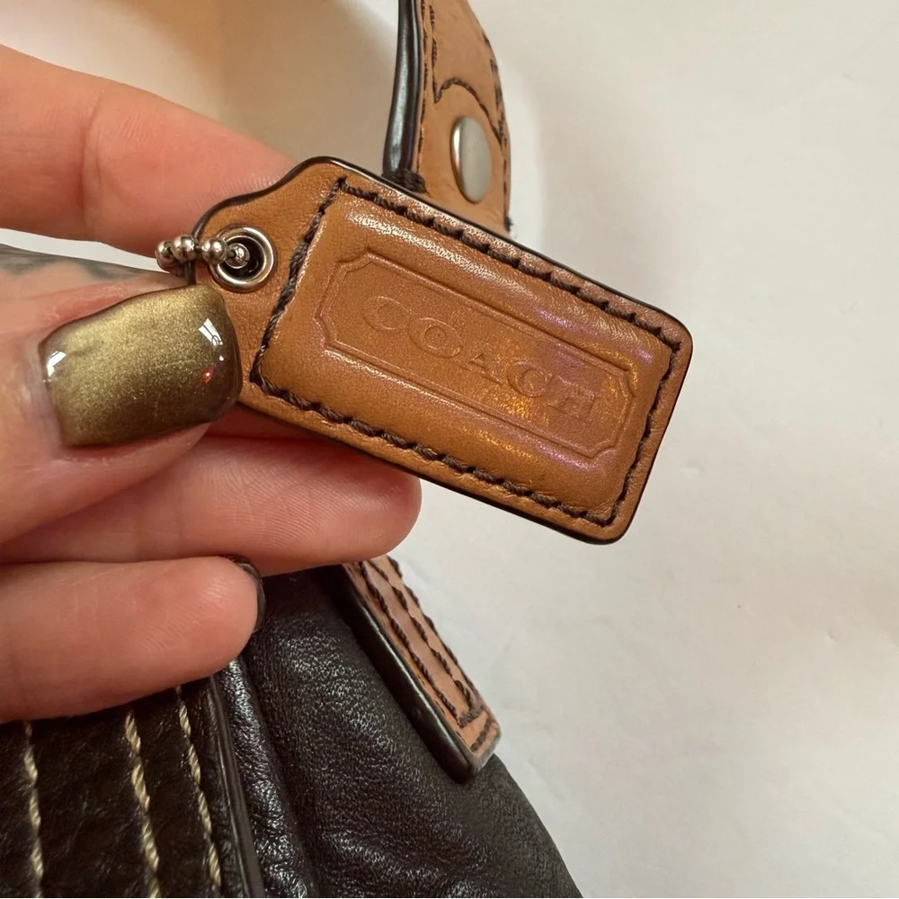 ❌SOLD🏷️Vintage COACH Brown Pebble Leather Shoulder Bag, "Chelsea" Flap Bag - Picture 6 of 12